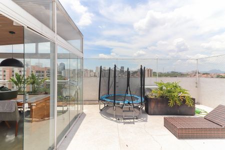 Apartamento para alugar com 233m², 3 quartos e 3 vagasCobertura 