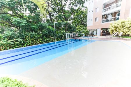 Apartamento para alugar com 233m², 3 quartos e 3 vagasÁrea comum - Piscina