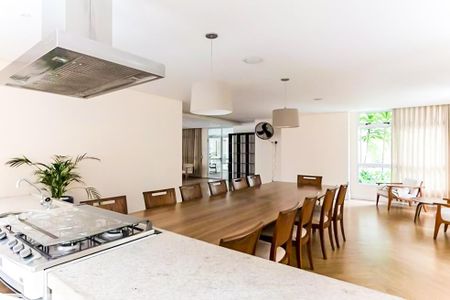 Apartamento para alugar com 233m², 3 quartos e 3 vagasÁrea comum - Salão de festas