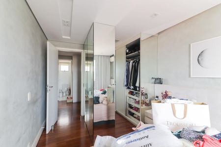 Apartamento para alugar com 233m², 3 quartos e 3 vagasQuarto 1 - Suíte 