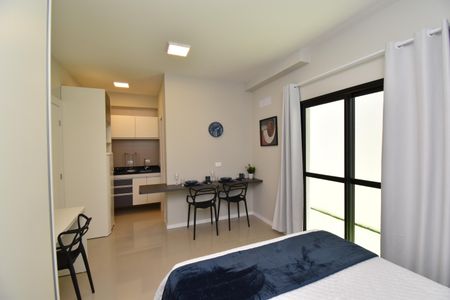 Studio de kitnet/studio para alugar com 1 quarto, 25m² em Centro, Curitiba