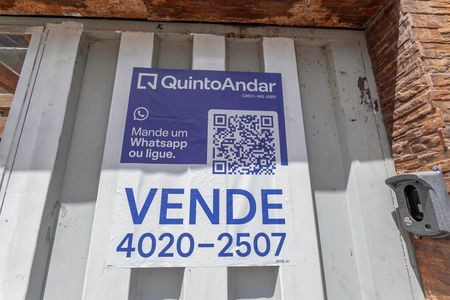 Casa para alugar com 300m², 5 quartos e 4 vagasFachada