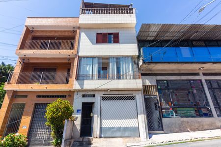 Casa para alugar com 220m², 4 quartos e 2 vagasFachada