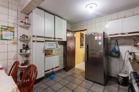 Casa para alugar com 220m², 4 quartos e 2 vagasCozinha