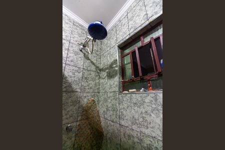 Casa para alugar com 220m², 4 quartos e 2 vagasBanheiro 1