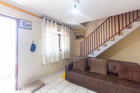 Casa para alugar com 220m², 4 quartos e 2 vagasSala 