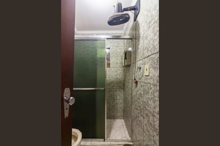 Casa para alugar com 220m², 4 quartos e 2 vagasBanheiro 1