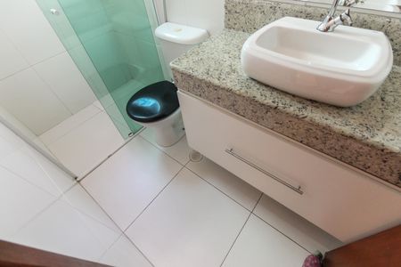 Casa de condomínio para alugar com 60m², 2 quartos e 1 vagaBanheiro