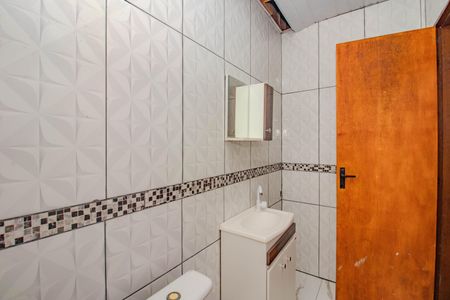 Banheiro de casa para alugar com 1 quarto, 64m² em Passo das Pedras, Porto Alegre