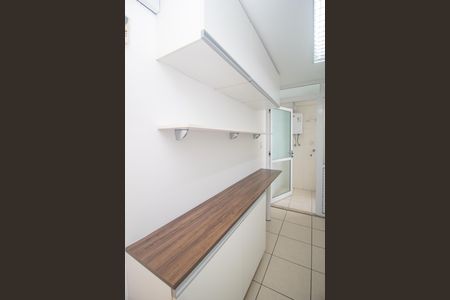 Apartamento para alugar com 70m², 2 quartos e 2 vagas Apartamento para alugar com 70m², 2 quartos e 2 vagasCozinha