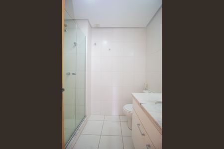 Apartamento para alugar com 70m², 2 quartos e 2 vagas Apartamento para alugar com 70m², 2 quartos e 2 vagasBanheiro