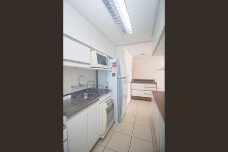 Apartamento para alugar com 70m², 2 quartos e 2 vagas Apartamento para alugar com 70m², 2 quartos e 2 vagasCozinha