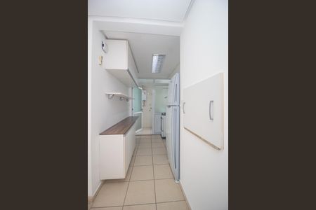 Apartamento para alugar com 70m², 2 quartos e 2 vagas Apartamento para alugar com 70m², 2 quartos e 2 vagasCozinha