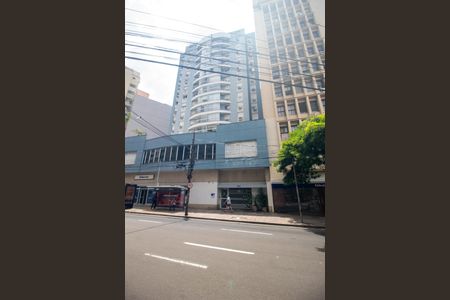 Apartamento para alugar com 70m², 2 quartos e 2 vagas Apartamento para alugar com 70m², 2 quartos e 2 vagasFachada