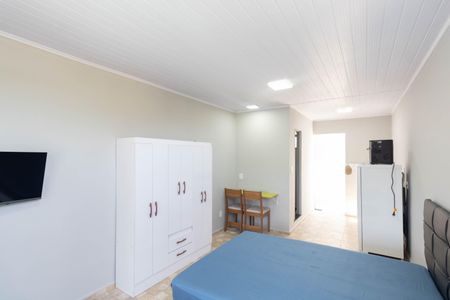 Sala/Cozinha de kitnet/studio para alugar com 1 quarto, 35m² em Guaratiba, Rio de Janeiro