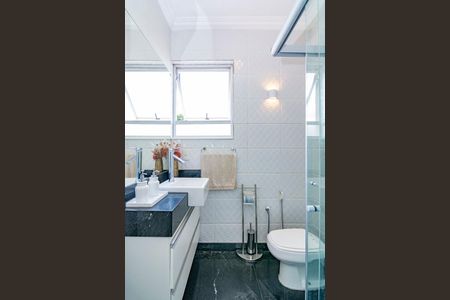 Apartamento para alugar com 90m², 3 quartos e 2 vagasBanheiro Social