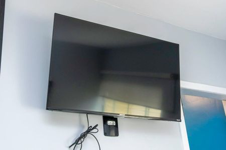 Kitnet - TV de kitnet/studio para alugar com 1 quarto, 18m² em Olaria, Rio de Janeiro