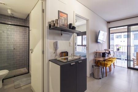 Sala/Cozinha de apartamento para alugar com 1 quarto, 34m² em Pinheiros, São Paulo