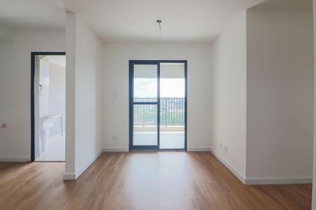 Sala de apartamento para alugar com 3 quartos, 70m² em Caxingui, São Paulo