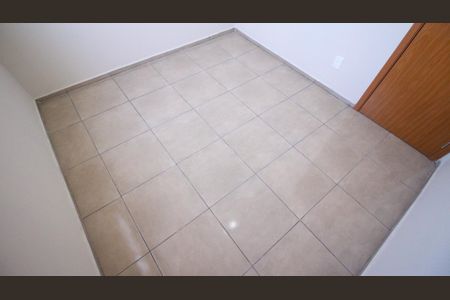 Quarto 1 de apartamento para alugar com 2 quartos, 34m² em Vila Antonieta, São Paulo