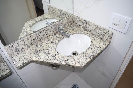 Apartamento para alugar com 49m², 2 quartos e 1 vaga Apartamento para alugar com 49m², 2 quartos e 1 vagaBanheiro