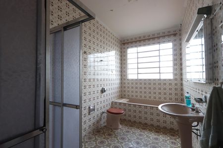 Casa à venda com 254m², 3 quartos e 5 vagasBanheiro