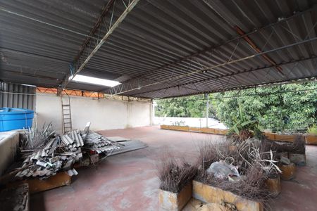 Casa à venda com 254m², 3 quartos e 5 vagasSalão