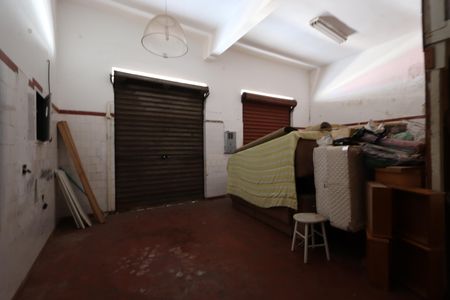 Casa à venda com 254m², 3 quartos e 5 vagasSalão da rua