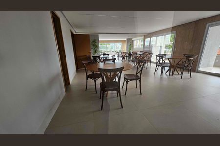Apartamento para alugar com 69m², 2 quartos e 1 vaga Apartamento para alugar com 69m², 2 quartos e 1 vagaÁrea comum - Salão de festas