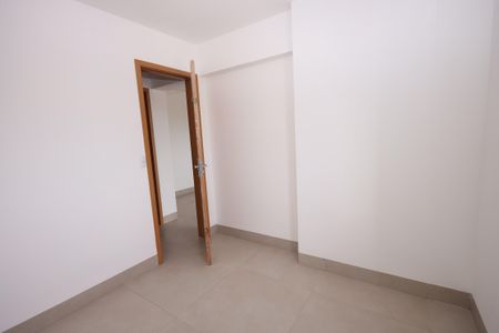 Apartamento para alugar com 69m², 2 quartos e 1 vagaQuarto 1