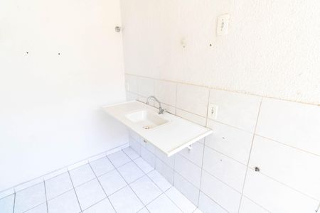 Apartamento para alugar com 45m², 2 quartos e 1 vaga Apartamento para alugar com 45m², 2 quartos e 1 vagaCozinha e Área de Serviço