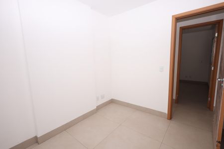 Apartamento para alugar com 58m², 3 quartos e 1 vagaQuarto 2