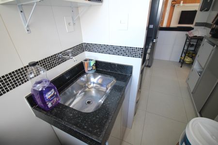 Apartamento à venda com 72m², 2 quartos e 1 vagaCozinha e Área de Serviço
