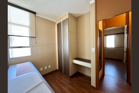 Apartamento para alugar com 77m², 3 quartos e 1 vagaQuarto 3