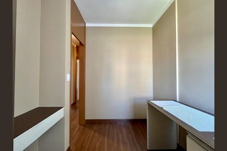 Apartamento para alugar com 77m², 3 quartos e 1 vagaQuarto 3