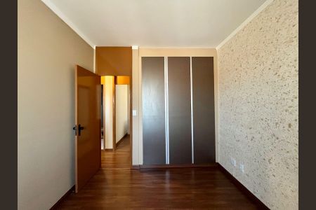 Apartamento para alugar com 77m², 3 quartos e 1 vagaQuarto 2