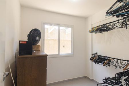 Quarto 1 de apartamento para alugar com 2 quartos, 75m² em Novo Mundo, Curitiba