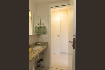 Apartamento para alugar com 75m², 2 quartos e 1 vagaBanheiro da Suíte