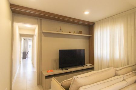 Apartamento para alugar com 75m², 2 quartos e 1 vagaSala