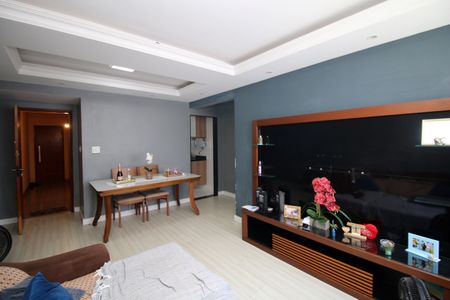 Apartamento para alugar com 65m², 2 quartos e 1 vagaSala