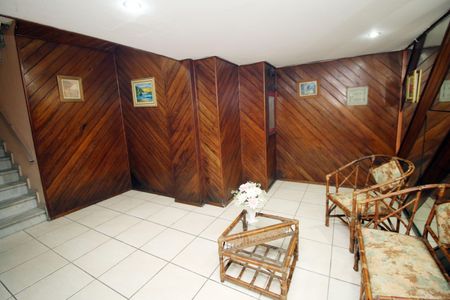 Apartamento para alugar com 65m², 2 quartos e 1 vagaÁrea comum - Hall de Entrada