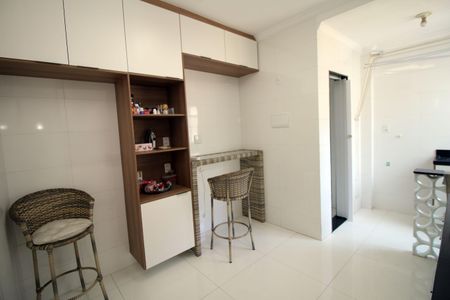 Apartamento para alugar com 65m², 2 quartos e 1 vagaCozinha