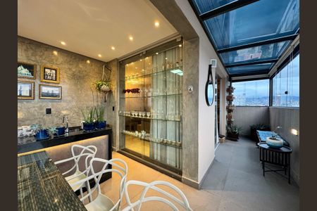 Apartamento à venda com 170m², 4 quartos e 3 vagas