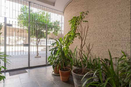 Apartamento para alugar com 91m², 2 quartos e sem vaga Apartamento para alugar com 91m², 2 quartos e sem vagaÁrea comum - Entrada do Edifício