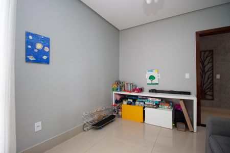 Casa de condomínio para alugar com 370m², 4 quartos e 6 vagasSala 3