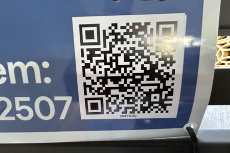 Casa de condomínio para alugar com 370m², 4 quartos e 6 vagasPlaca