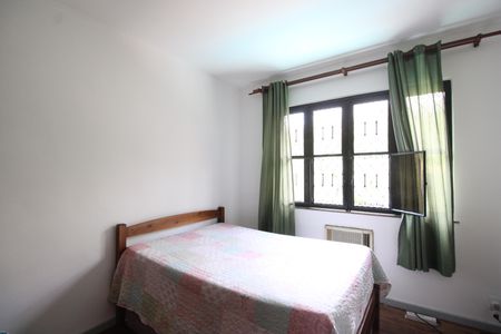 Casa de condomínio para alugar com 1500m², 4 quartos e 3 vagasQuarto 2