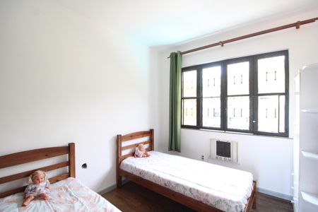 Casa de condomínio para alugar com 1500m², 4 quartos e 3 vagasQuarto 3