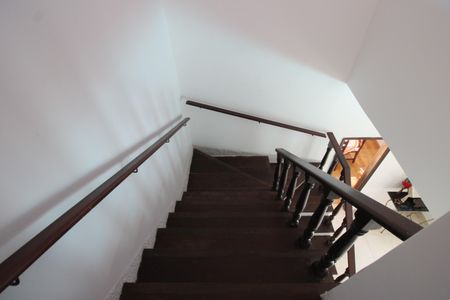 Casa de condomínio para alugar com 1500m², 4 quartos e 3 vagasEscada