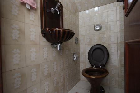 Casa de condomínio para alugar com 1500m², 4 quartos e 3 vagasLavabo